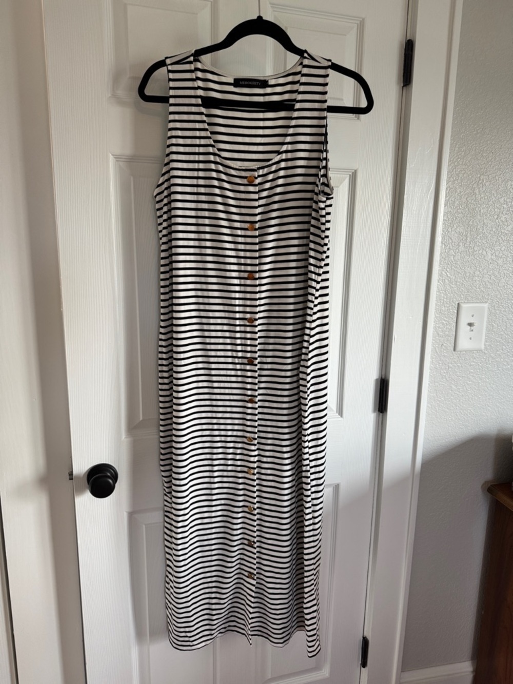 Striped Sleeveless Button-Front Maxi Dress - Black & White